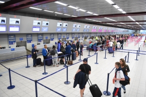 Droits des passagers : Pour une meilleure protection des voyageurs aériens, une information claire et accessible est nécessaire